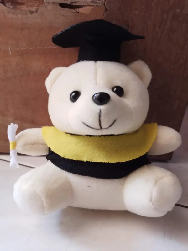 boneka-wisuda-kecil-untuk-buket-warna-Cream